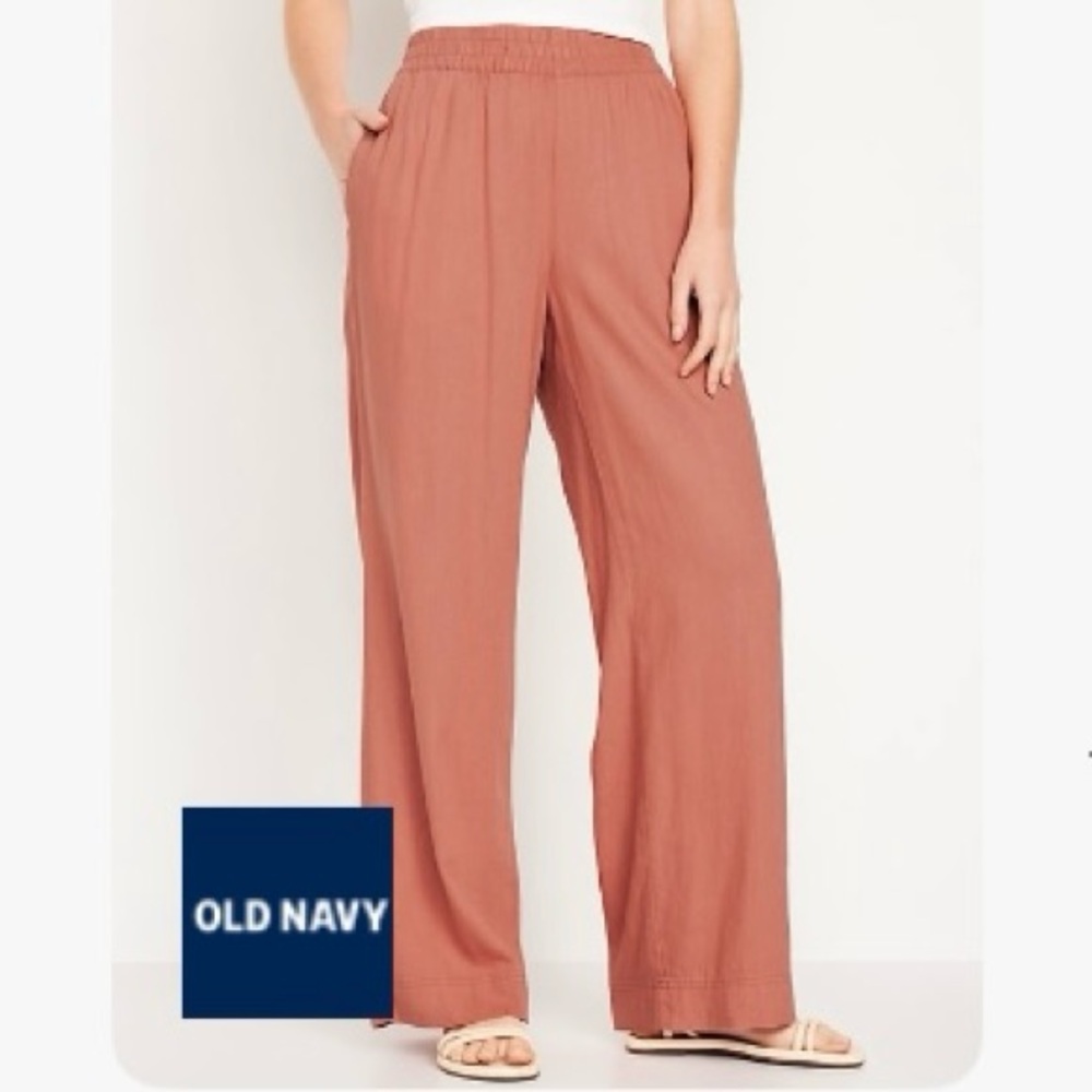 High-Waisted Linen-Blend Wide-Leg
Pants